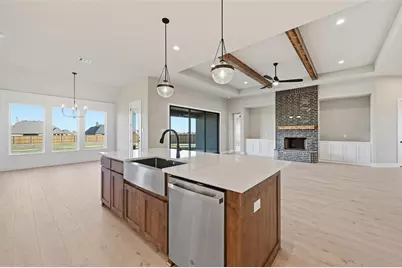 136 Grey Wolf, Godley, TX 76044 - Photo 19