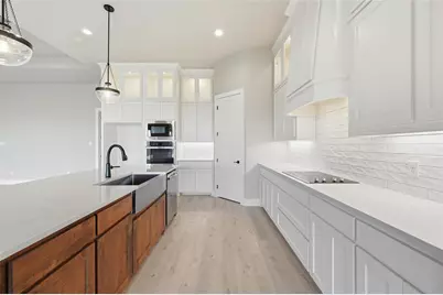 136 Grey Wolf, Godley, TX 76044 - Photo 17