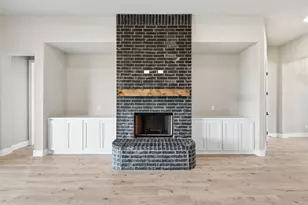 136 Grey Wolf, Godley, TX 76044 - Photo 13