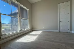 136 Grey Wolf, Godley, TX 76044 - Photo 7