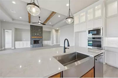 136 Grey Wolf, Godley, TX 76044 - Photo 21