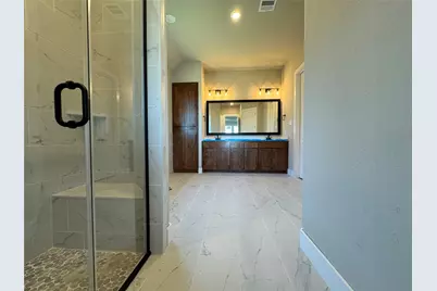 136 Grey Wolf, Godley, TX 76044 - Photo 9