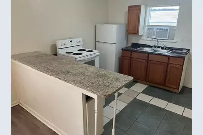 821 Bayport Drive, Lancaster, TX 75134 - Photo 7