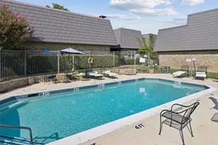 207 E Harwood Rd, Euless, TX 76039 - Photo 1