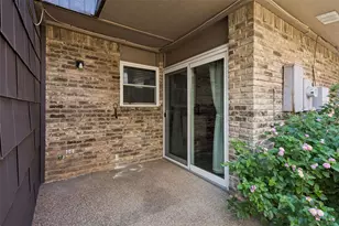 207 E Harwood Rd, Euless, TX 76039 - Photo 27