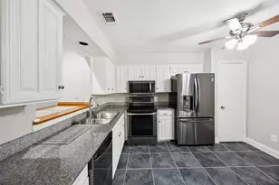 207 E Harwood Rd, Euless, TX 76039 - Photo 11