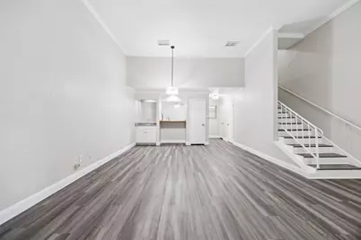 207 E Harwood Road #14, Euless, TX 76039 - Photo 9