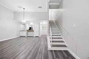 207 E Harwood Rd, Euless, TX 76039 - Photo 9