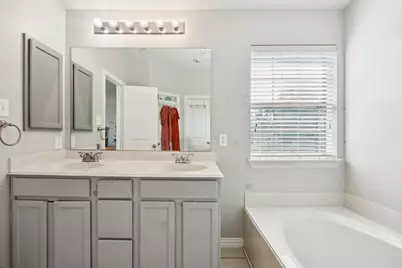 2564 Chambers Drive, Lewisville, TX 75067 - Photo 15