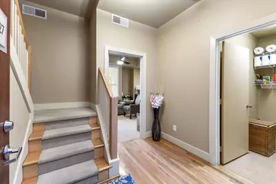 5055 Addison Circle #427, Addison, TX 75001 - Photo 3