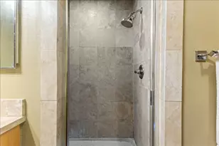 5055 Addison Cir, Addison, TX 75001 - Photo 17