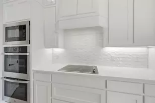 129 Mikasi, Godley, TX 76044 - Photo 9