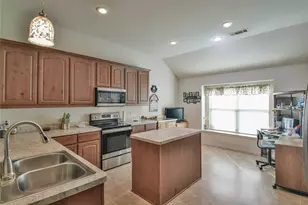 1408 Lauren Ln, Granbury, TX 76048 - Photo 13