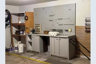 6023 Melrose Circle, Granbury, TX 76049 - Photo 7