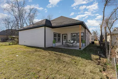 1813 Wellington Street, Greenville, TX 75401 - Photo 7