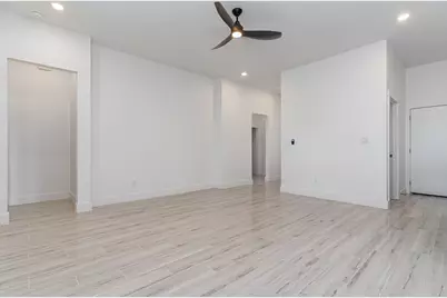 1813 Wellington Street, Greenville, TX 75401 - Photo 11