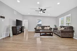 1006 E Hook St, Stephenville, TX 76401 - Photo 19