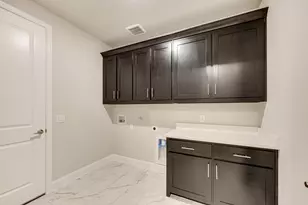 933 S Bluebird Ln, Midlothian, TX 76065 - Photo 9