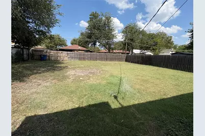 7411 Christie, Dallas, TX 75249 - Photo 23