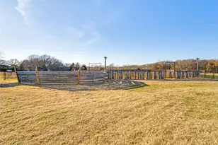 10833 FM 916, Grandview, TX 76050 - Photo 31