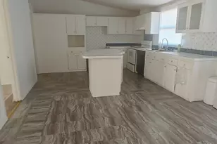 12182 Thistle Ln, Justin, TX 76247 - Photo 9