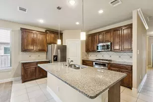 537 Alice Ln, Fate, TX 75189 - Photo 3