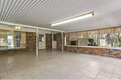 1107 Stanwood Avenue, Cleburne, TX 76033 - Photo 29