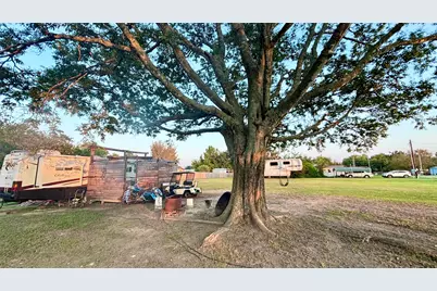 640 Choctaw, Quitman, TX 75783 - Photo 3