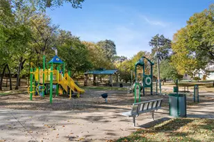 506 Piccadilly, Grand Prairie, TX 75060 - Photo 15