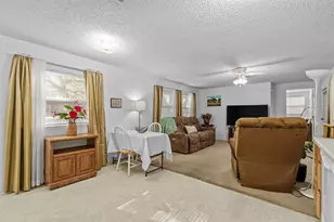 506 Piccadilly, Grand Prairie, TX 75060 - Photo 7