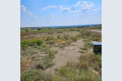 3305 Bounty Drive, Granbury, TX 76035 - Photo 5