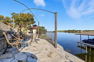 2802 River Ridge Ct, Granbury, TX 76048 - Photo 9