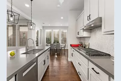 7901 Avondale Drive, McKinney, TX 75070 - Photo 9