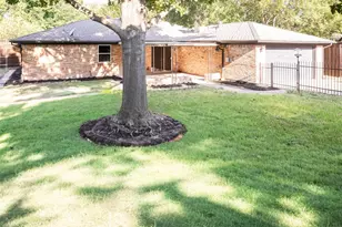 2020 Greenbriar Ln, Plano, TX 75074 - Photo 15