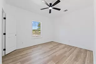 305 Meador St, Moody, TX 76557 - Photo 7