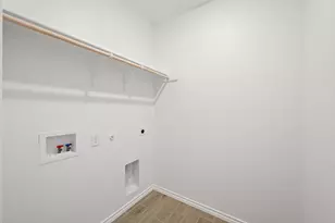 321 Los Llanos Rd, Granbury, TX 76048 - Photo 23