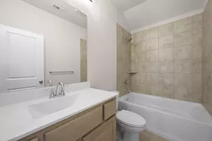 321 Los Llanos Rd, Granbury, TX 76048 - Photo 19