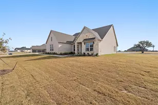 305 Texas Sage Trail, Weatherford, TX 76082 - Photo 3