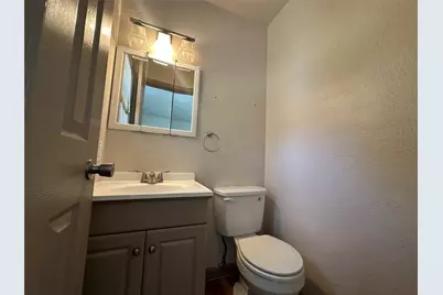 330 E Wilson Avenue, Pilot Point, TX 76258 - Photo 13