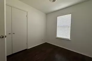 330 E Wilson Ave, Pilot Point, TX 76258 - Photo 11