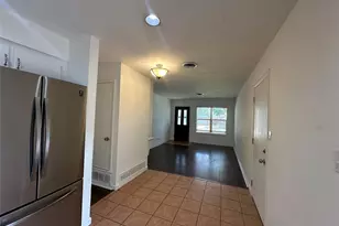 330 E Wilson Ave, Pilot Point, TX 76258 - Photo 3