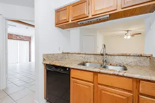 2512 Brook Hollow Ct, Mesquite, TX 75150 - Photo 17