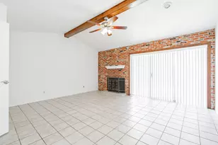 2512 Brook Hollow Ct, Mesquite, TX 75150 - Photo 3