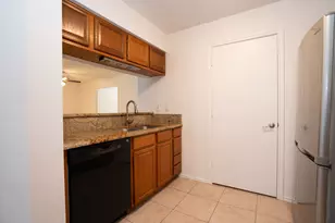 2512 Brook Hollow Ct, Mesquite, TX 75150 - Photo 5