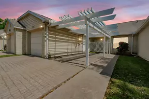 2512 Brook Hollow Ct, Mesquite, TX 75150 - Photo 1