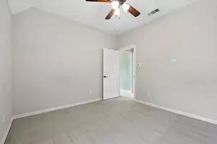 2008 Boxwood Dr, Irving, TX 75063 - Photo 27