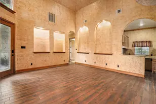 112 Bonita Dr, Springtown, TX 76082 - Photo 7