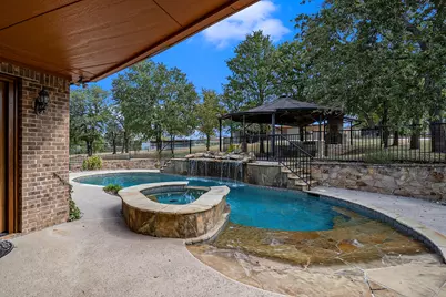 112 Bonita Drive, Springtown, TX 76082 - Photo 35