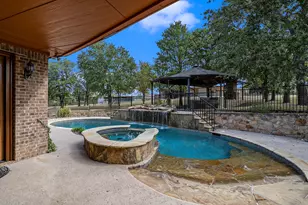 112 Bonita Dr, Springtown, TX 76082 - Photo 35