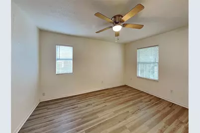 2911 Ryan Avenue #Front, Fort Worth, TX 76110 - Photo 7